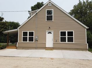 10010 N Garden Ln, Peoria, IL 61615