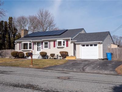 9 Roy Ave, Middletown, RI, 02842