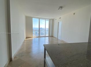 185 SW 7th St APT 3902, Miami, FL 33130
