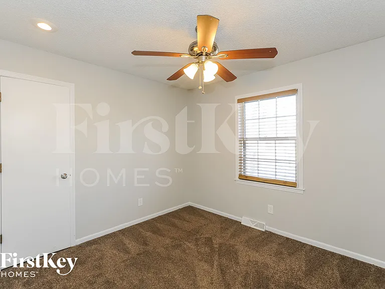 12309 E 59th St — Photo 12
