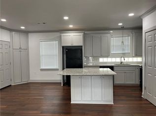 848 Steele Blvd, Baton Rouge, LA 70806