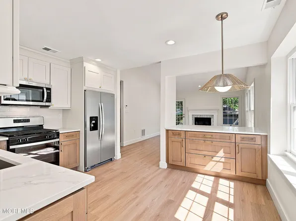 1598 Alpen Lane, Toms River, NJ 08755
