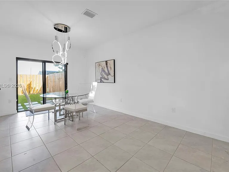 11851 SW 246th Ter #0 — Photo 3
