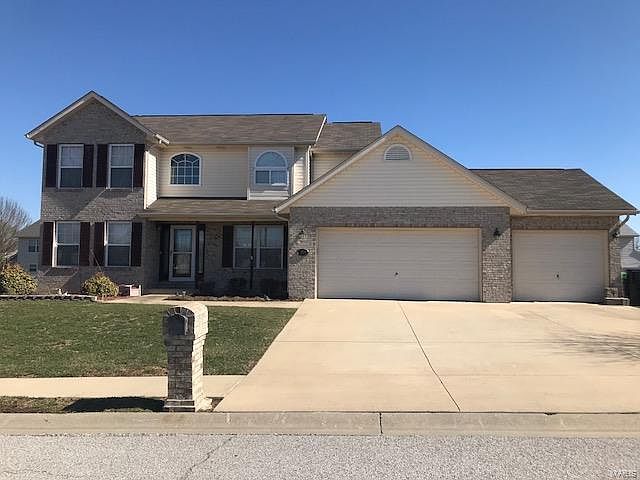 1st image of 5324 De Paul Dr