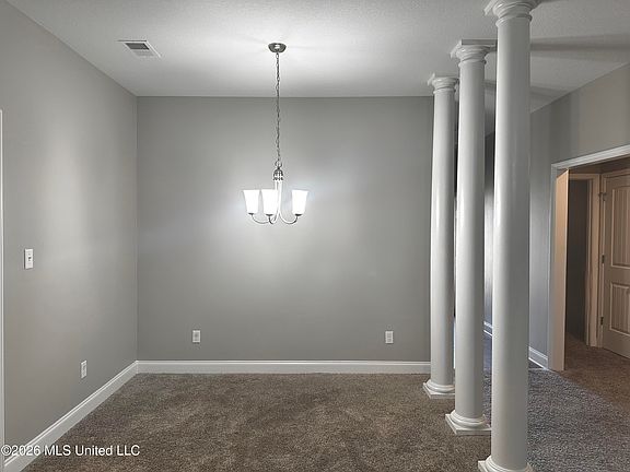 5th image of 8426 Park Pike Dr