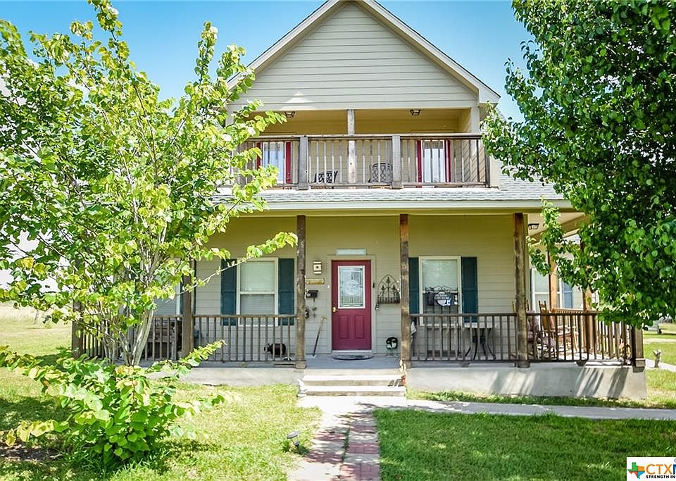 1st image of 908 S Pecan Dr