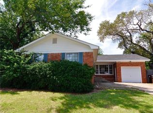 2429 Gladstone Ter, The Village, OK 73120