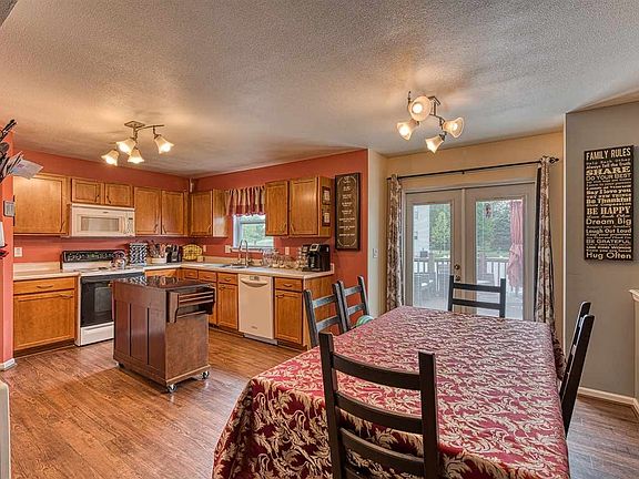 5th image of 1777 Elkton Dr