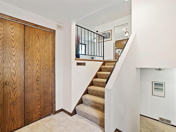 5th image of 7607 165th St E