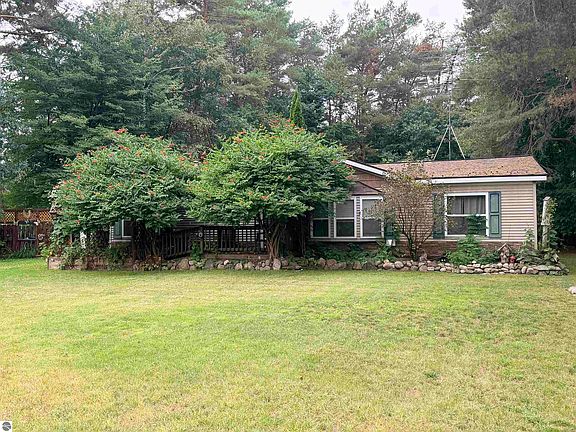 2nd image of 1425 Morrison Rd