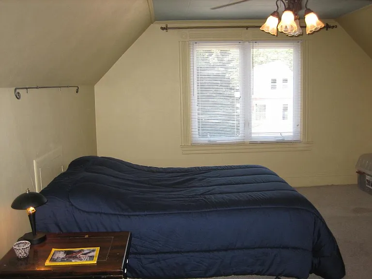 719 Savannah Ave #2 — Photo 18