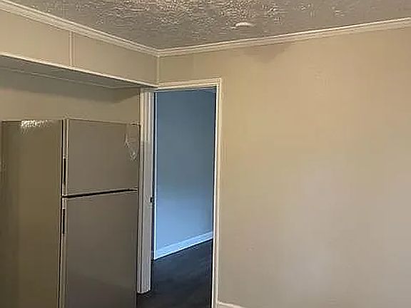 3rd image of 4690 Galveston St