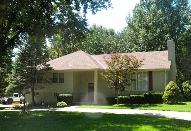 1st image of 12 Stonecrest Dr