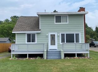 807 Bay Shore Rd, Lanse, MI 49946