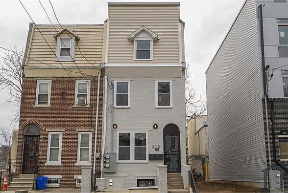 1st image of 2110 N Franklin St