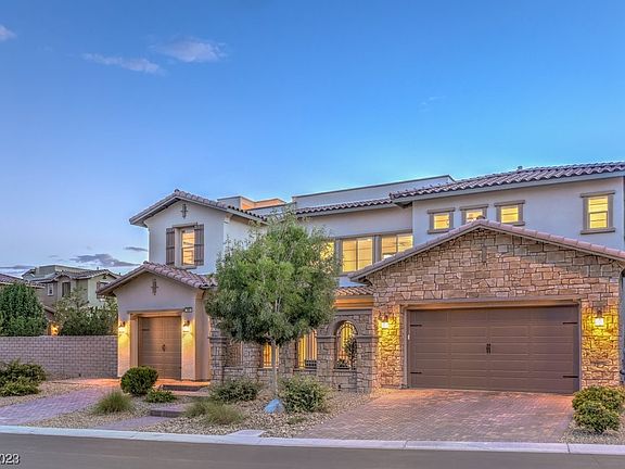 3rd image of 399 Capistrano Vistas St
