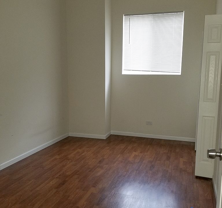 1st image of 1300 N Western Ave #2410