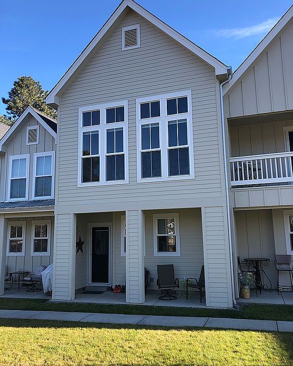 2nd image of 515 G St APT 215