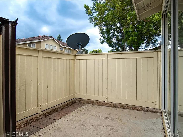 19646 Orviento Dr — Photo 3