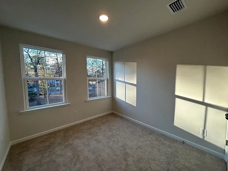 451 Martins Creek Blvd — Photo 17