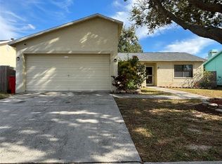 12909 Pine Way Dr, Largo, FL 33773