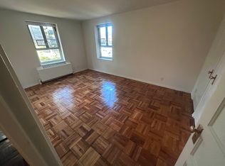 192-15 69th Ave #3A, Fresh Meadows, NY 11365