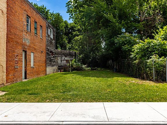 3rd image of 4110 Gordon St