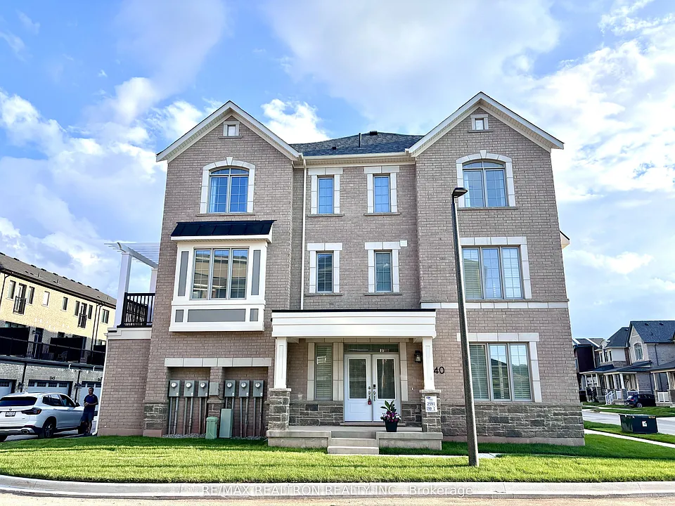 1340 Ripplewood Ave