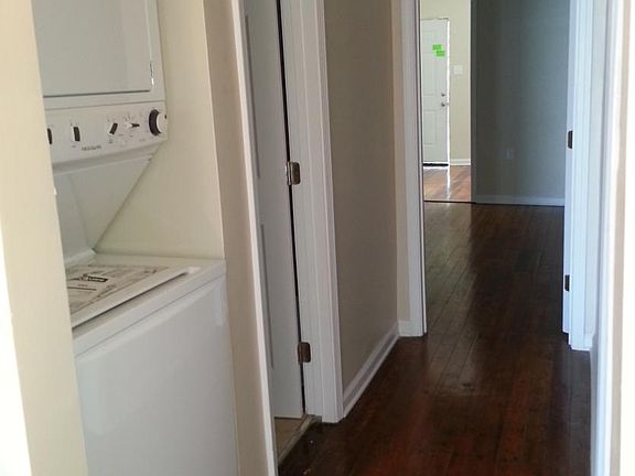 4th image of 3008 Toulouse St