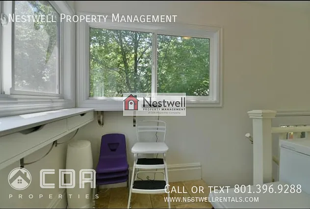 562 S Elizabeth St — Photo 24