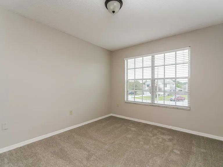 11904 Atlin Dr — Photo 14