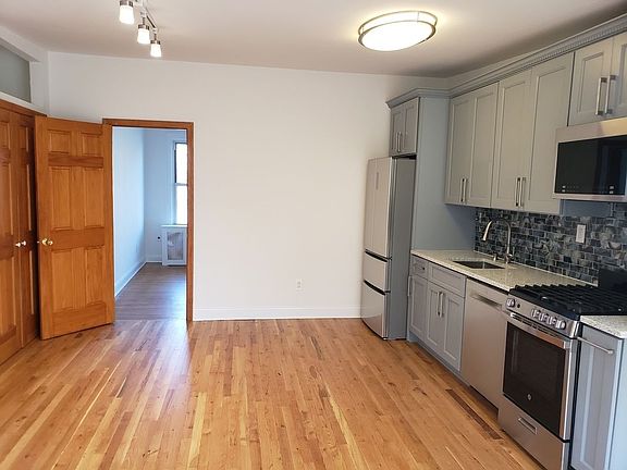 2nd image of 685A 6th Ave #3