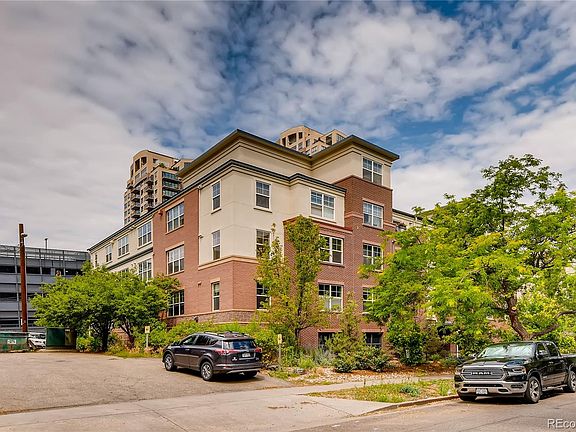 4th image of 1623 N Saint Paul St Unit 404