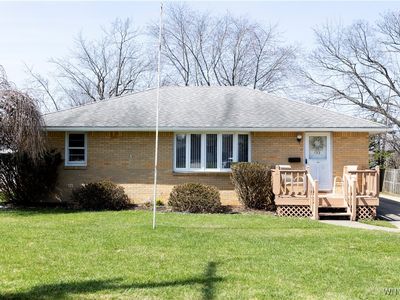 132 Mill Rd, West Seneca, NY, 14224