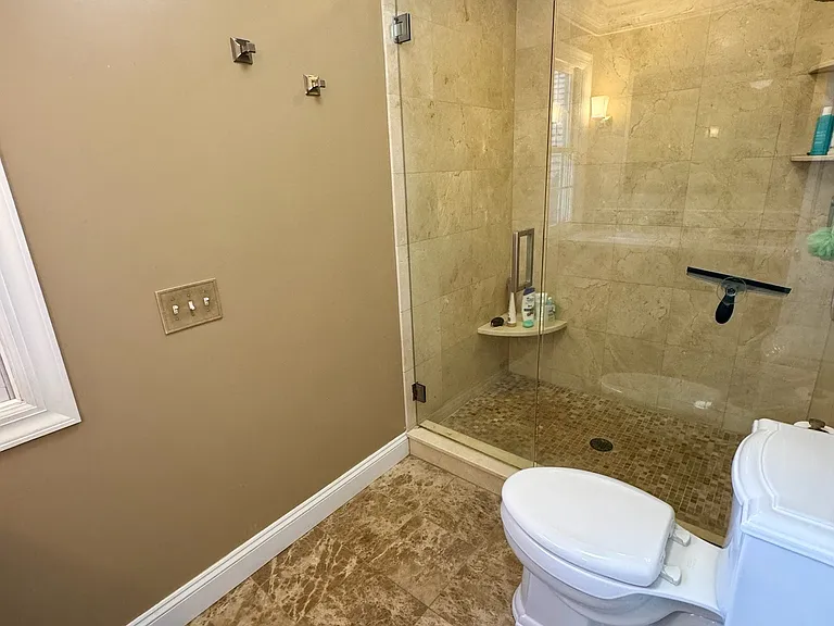 11 Van Campen Ln — Photo 31