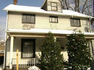 85 Pine St, Natrona Heights, PA 15065