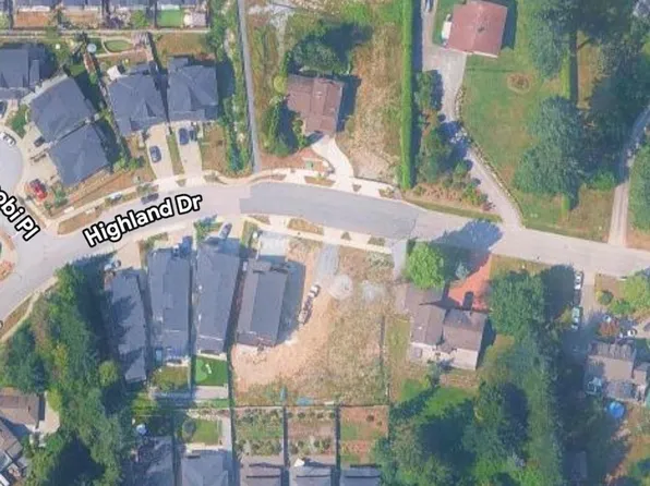3508 Highland Dr, Coquitlam, BC V3E 3H2