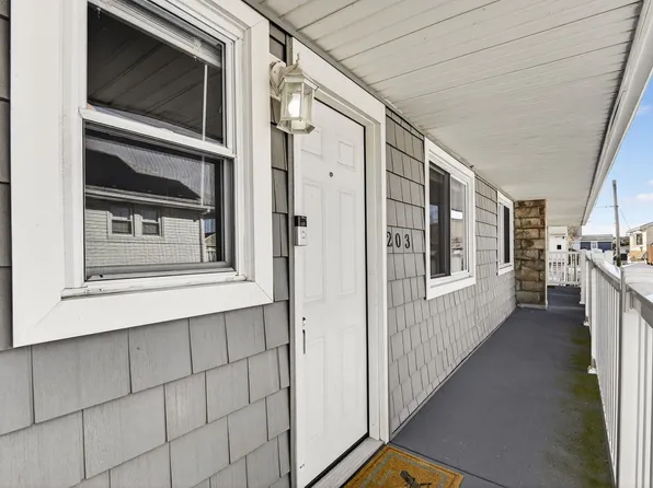 5400 Pacific Ave #203, Wildwood Crest, NJ 08260