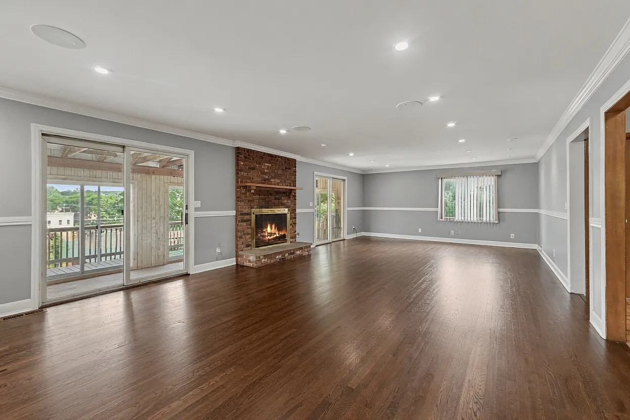 5 bed, 3400 sqft, $8,500 — Photo 4
