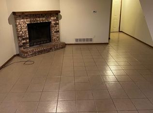 422 NE Churchill St #422, Lees Summit, MO 64086