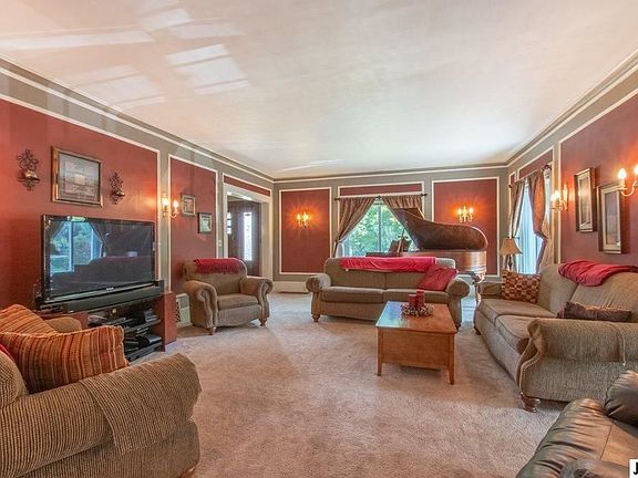 5th image of 1306 Greenwood Ave