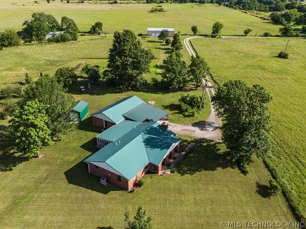 1051 N Caney St E, Copan, OK 74022