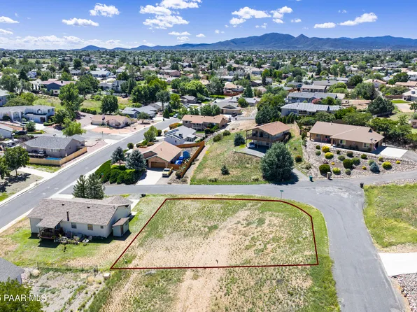 5575 N Magpie Dr, Prescott Valley, AZ 86314