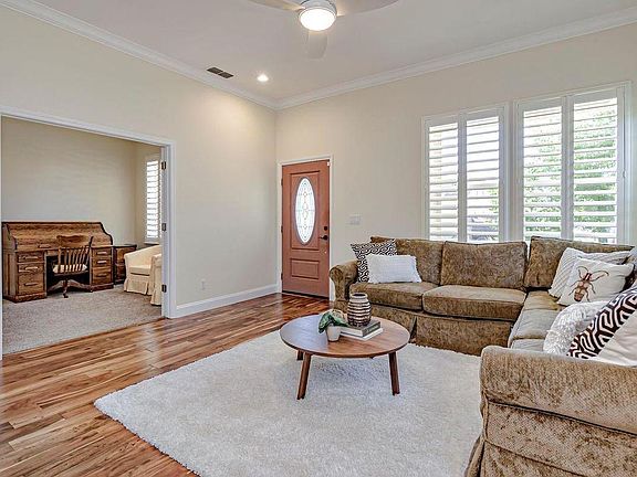 4th image of 2517 Hepworth Dr