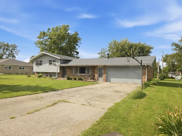 1040 Radio Ln, New Castle, IN 47362