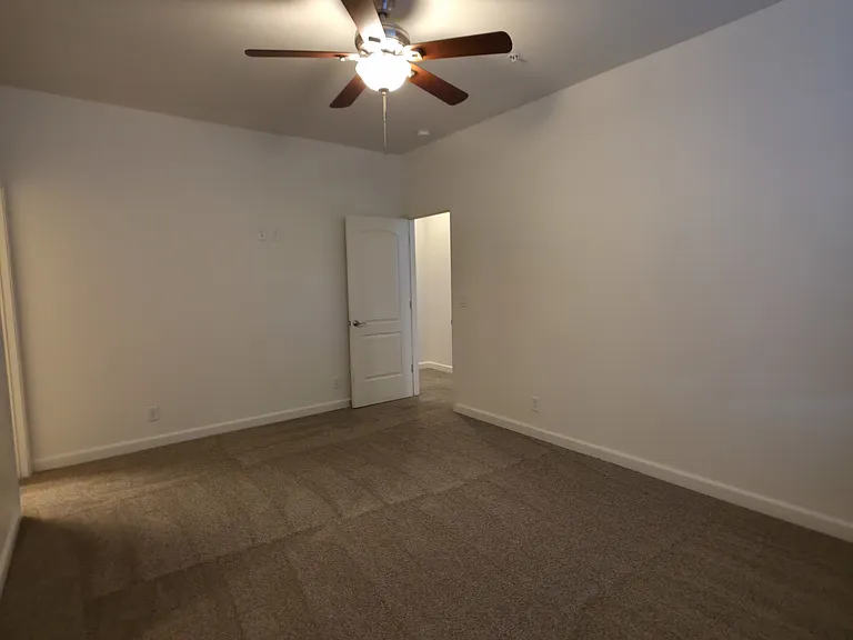 2512 W Pikes Peak Dr #1 — Photo 17