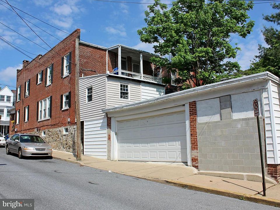 2nd image of 435 Nevin St