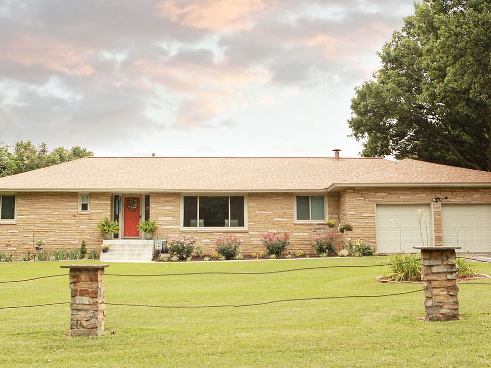 1st image of 5530 E 32nd Pl
