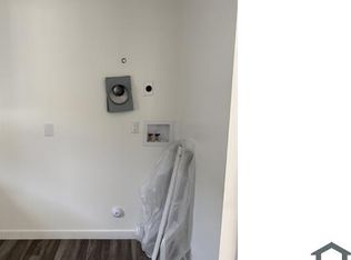 145 E 97th St #4, Los Angeles, CA 90003
