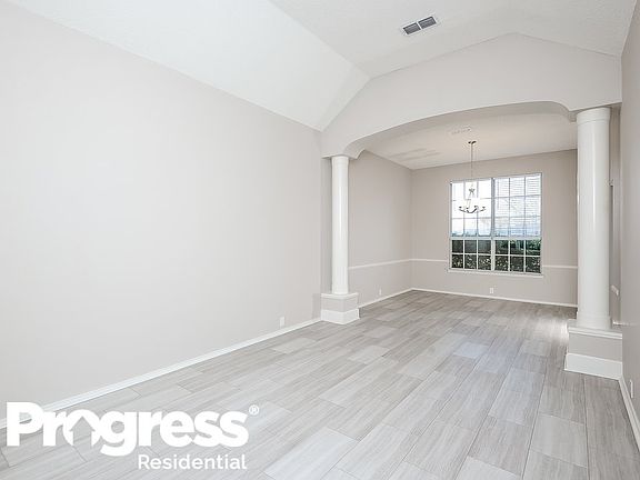 5th image of 4701 Cadillac Blvd